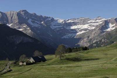 Le cirque de Gavarnie depuis le Plateau de Saugué