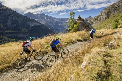 Enduro sur le Plateau de Saugué