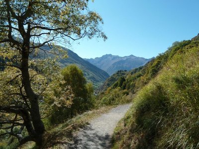 Le sentier en balcon menant au belvédère