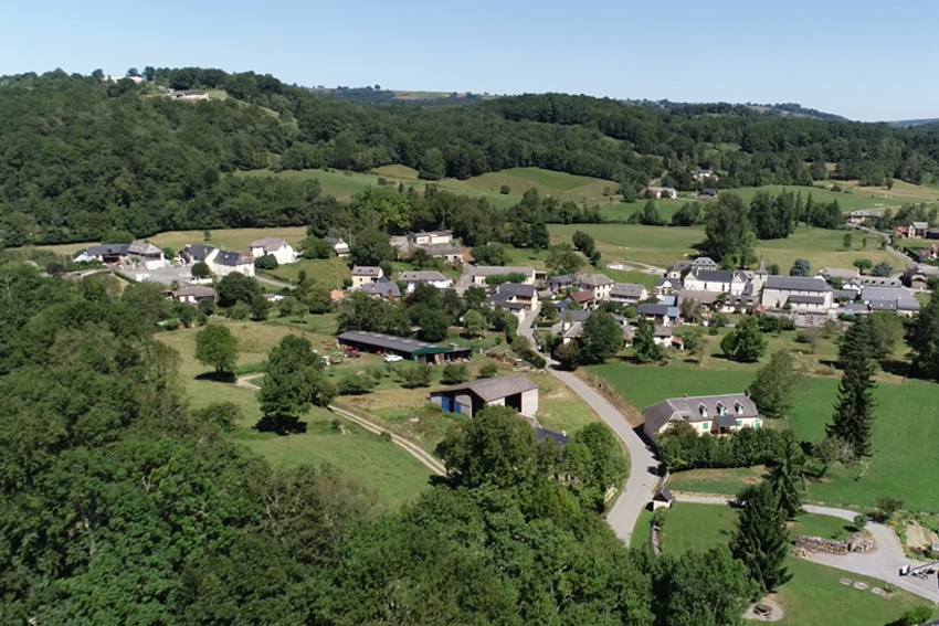 Vue sur le village de Bourg de Bigorre
