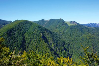 Panorama sur la vallée de la Génie et les flancs de l'Aoulhet